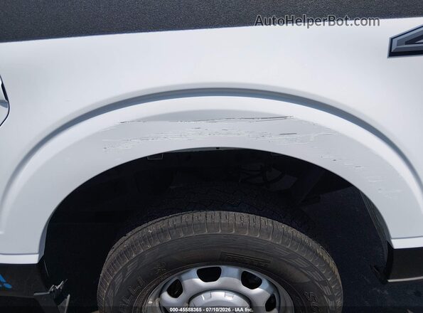 1FTMF1EB7NKE33178 2022 FORD F150 White Widok wnętrza z tyłu