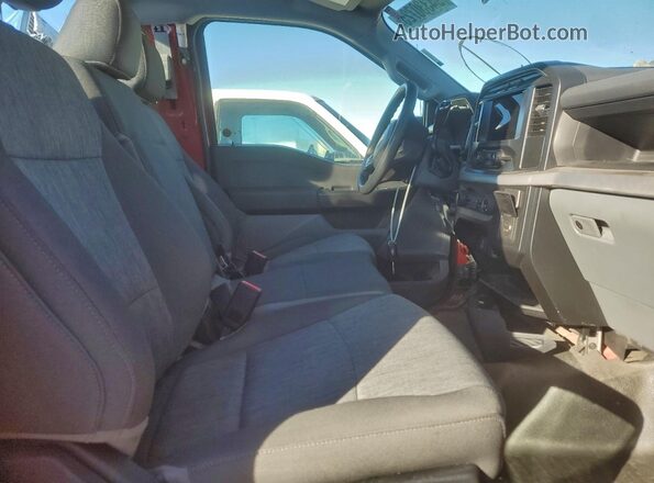 1FTMF1EP1NKD11640 2022 FORD F150 Red Հետևի նստատեղերի տեսք