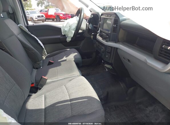 1FTMF1EP5NKF30231 2022 FORD F150 White Вид салону спереду