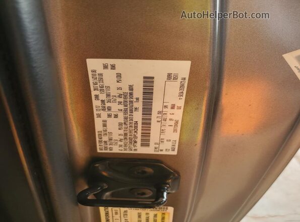 1FTMF1EP7JKD09384 2018 FORD F150 Gray Widok komory silnika