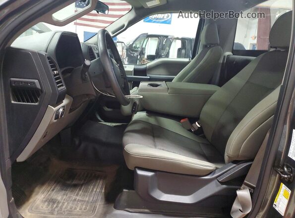 1FTMF1EP8KFA55887 2019 FORD F150 Gray Widok wnętrza z przodu