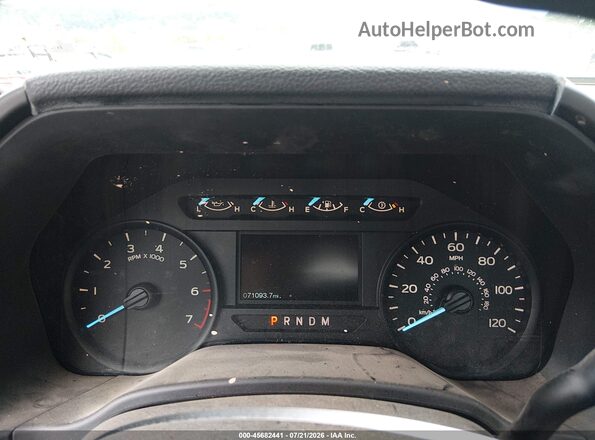 1FTMF1EP9JFA91084 2018 FORD F150 Black Widok tylnych siedzeń