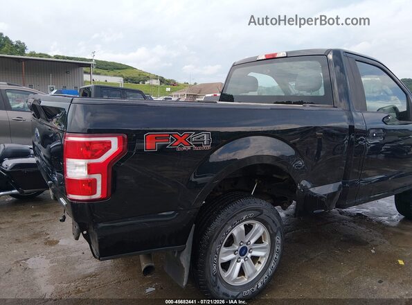 1FTMF1EP9JFA91084 2018 FORD F150 Black Widok z przodu