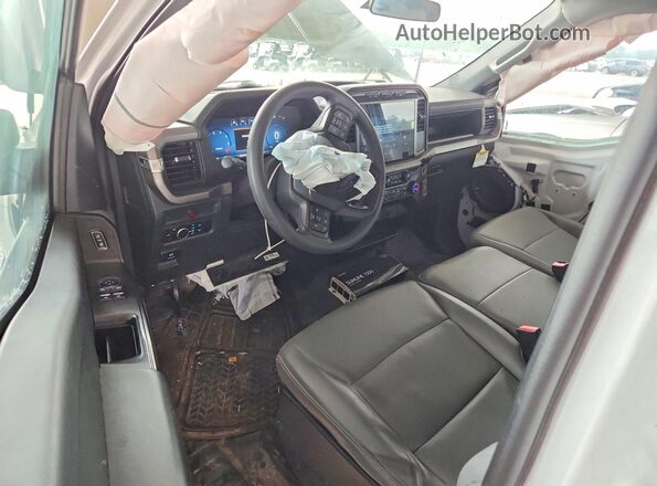 1FTMF1KP2RKD17036 2024 FORD F150 White Vista del salpicadero
