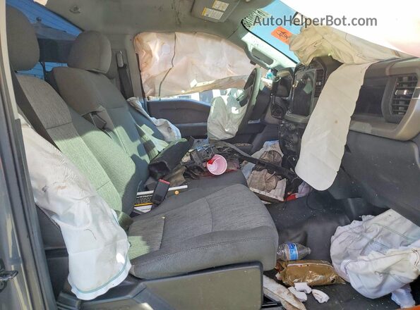 1FTMF1L52RKD41107 2024 FORD F150 Gray Widok tylnych siedzeń
