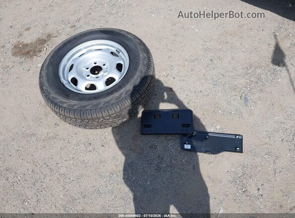 1FTMF1L53TKD81011 2026 FORD F150 Black Սարքավորումների վահանակի տեսք