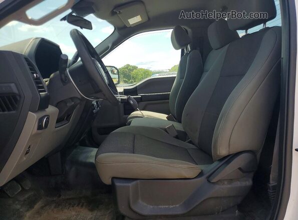 1FTNF1C41KKD16135 2019 FORD F150 White Front interior view