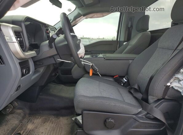 1FTRF3BT3REE19460 2024 FORD F350 White Front interior view