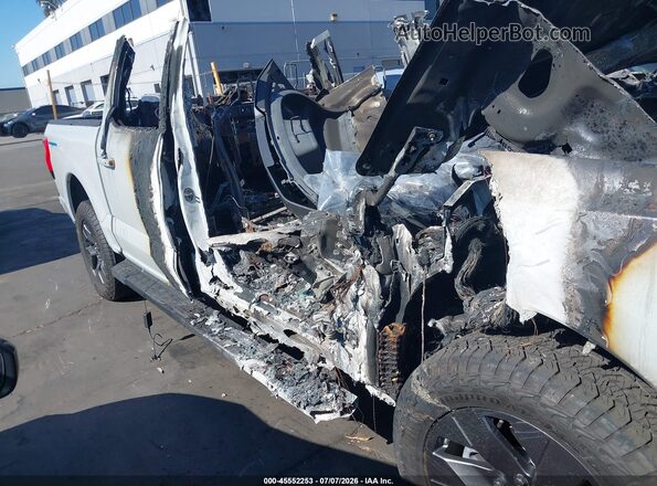1FTVW1EV0PWG07263 2023 FORD F-150 LIGHTNING Gray 360 interior view