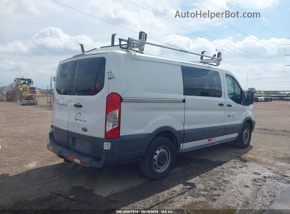 1FTYE1YM3GKB56663 2016 FORD TRANSIT-150 Белый Задняя правая четверть