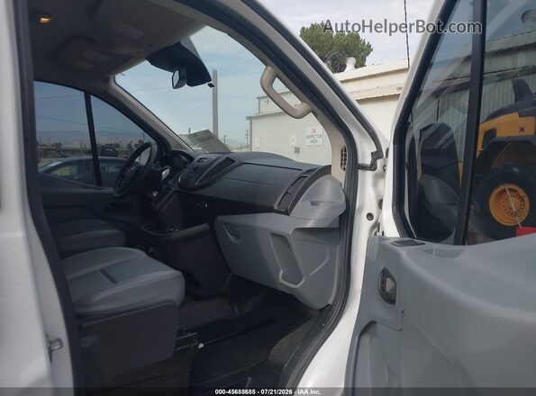 1FTYE1YM7GKB02783 2016 FORD TRANSIT-150 Белый Вид салона спереди