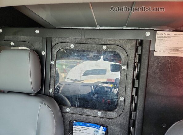 1FTYE1YM7GKB19244 2016 FORD TRANSIT White უკანა სავარძლების ხედი