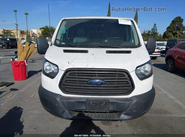 1FTYE1YM8HKA10437 2017 FORD TRANSIT-150 Белый Вид щитка приборов