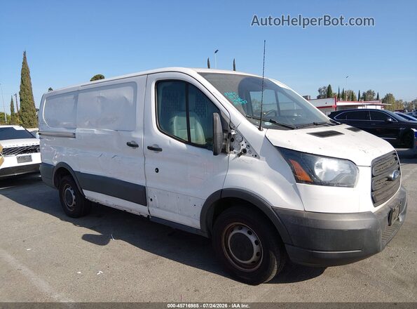1FTYE1YM8HKA10437 2017 FORD TRANSIT-150 Белый Вид задней части салона