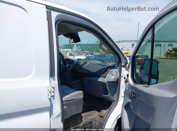 1FTYE9ZMXGKB38688 2016 FORD TRANSIT-150 White Вид салону спереду