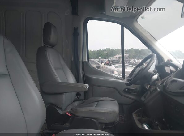 1FTYR1CM1GKA35397 2016 FORD TRANSIT-250 White Вид салону спереду