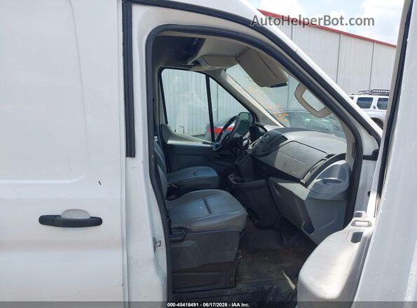 1FTYR2CG1JKA50697 2018 FORD TRANSIT-250 Белый Вид салона спереди