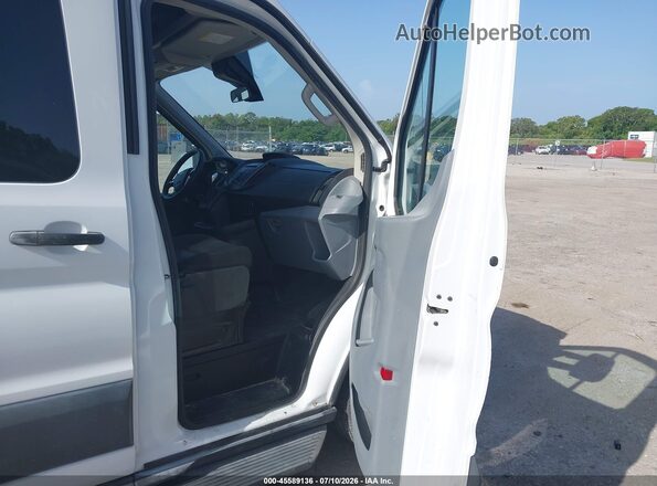 1FTYR2CG1JKB13524 2018 FORD TRANSIT-250 White Вид салону спереду