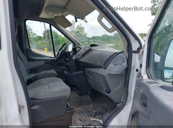 1FTYR2CM0GKA40337 2016 FORD TRANSIT-250 Белый Вид салона спереди