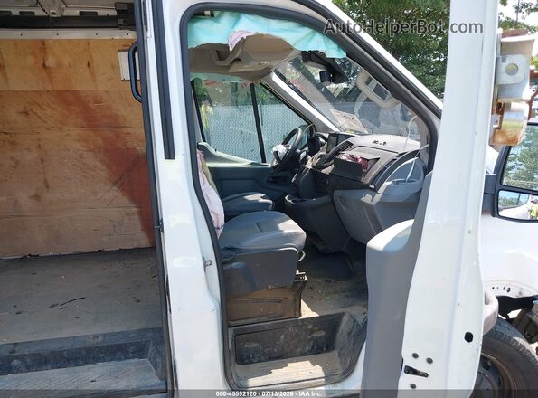 1FTYR2CM0JKA24047 2018 FORD TRANSIT-250 White Вид салону спереду