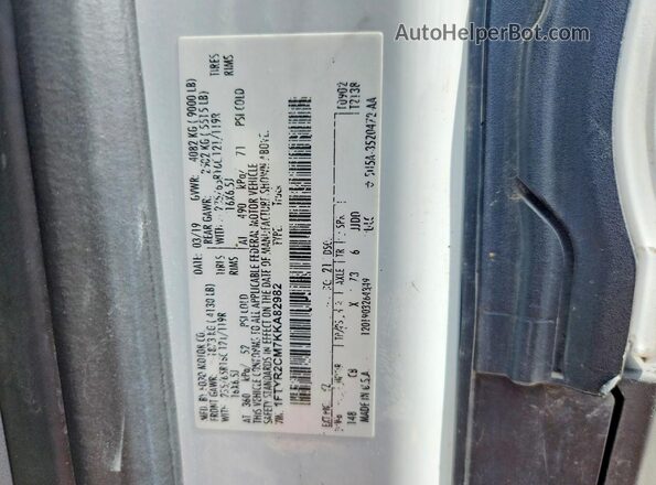 1FTYR2CM7KKA82982 2019 FORD TRANSIT White 360 interior view