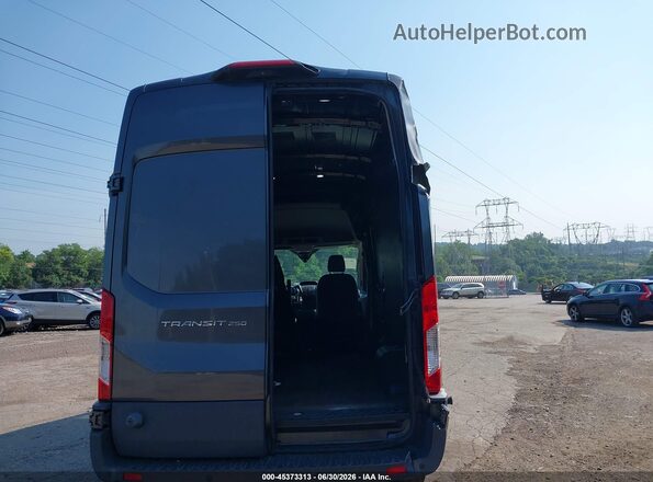 1FTYR2XM7JKA33791 2018 FORD TRANSIT-250 Gray 