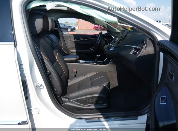 1G1105S31LU113793 2020 CHEVROLET IMPALA Белый Вид салона спереди