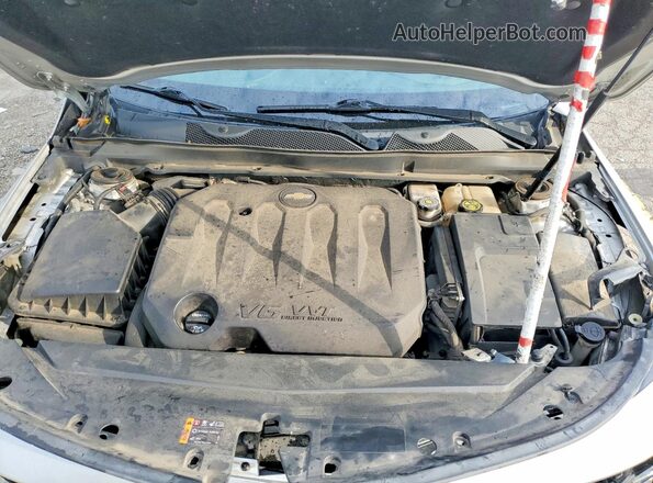 1G1105S37KU106507 2019 CHEVROLET IMPALA Silver Rear interior view