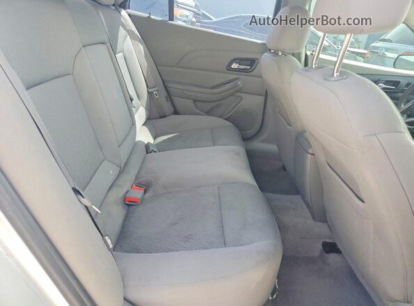 1G11B5SAXGF110703 2016 CHEVROLET MALIBU Silver Вид задніх сидінь