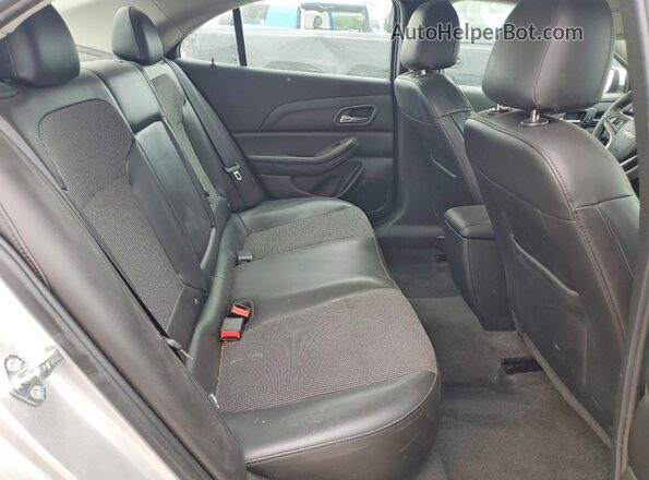 1G11C5SA0GF165688 2016 CHEVROLET MALIBU Silver Вид задніх сидінь