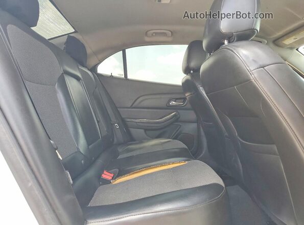 1G11C5SA1GF142193 2016 CHEVROLET MALIBU White Rear seats view