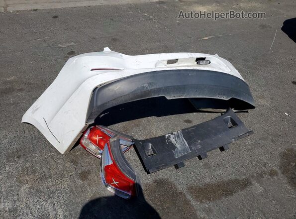 1G11C5SA2GF160881 2016 CHEVROLET MALIBU Белый Вид подкапотного пространства