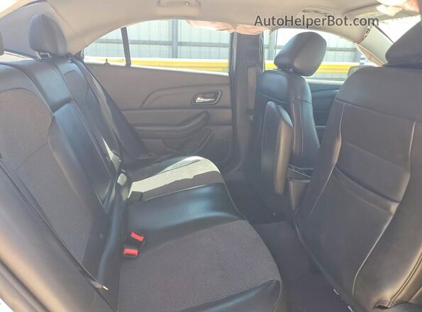 1G11C5SA4GF100651 2016 CHEVROLET MALIBU White Vista de los asientos traseros