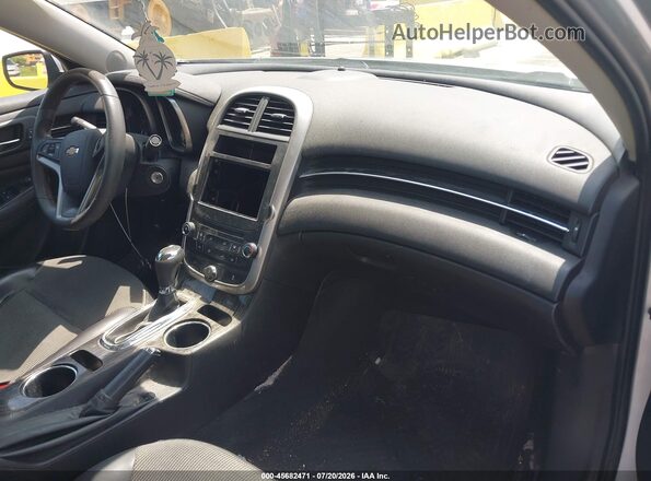 1G11C5SA8GF144944 2016 CHEVROLET MALIBU Серебряный Вид салона спереди