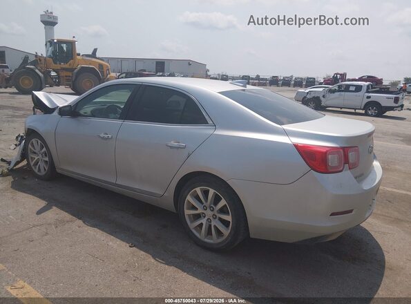 1G11E5SA5GF159332 2016 CHEVROLET MALIBU Серебряный Задняя левая четверть