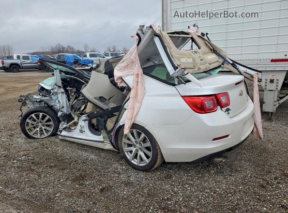 1G11E5SA7GF125019 2016 CHEVROLET MALIBU Белый Задняя левая четверть
