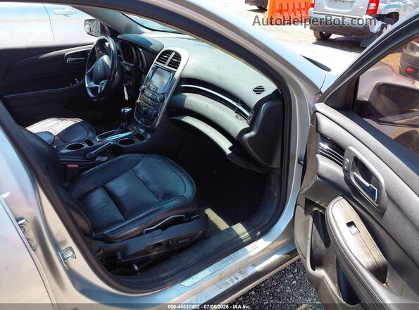 1G11E5SA9GF168874 2016 CHEVROLET MALIBU Silver Front interior view