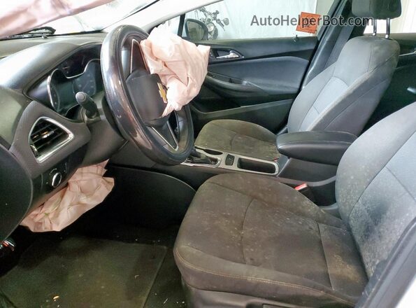 1G1BC5SM2J7143112 2018 CHEVROLET CRUZE Белый Вид салона спереди