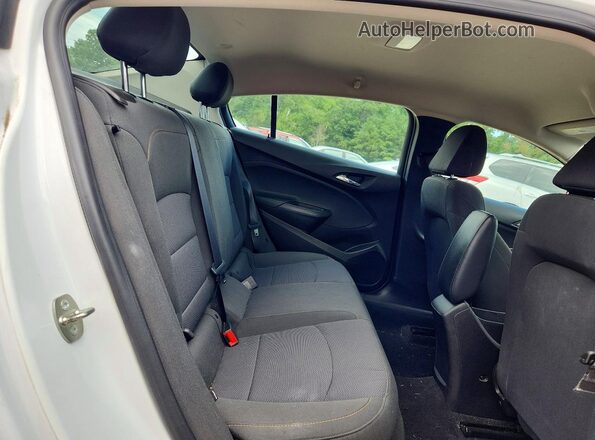 1G1BC5SM2J7173047 2018 CHEVROLET CRUZE Белый Вид задних сидений