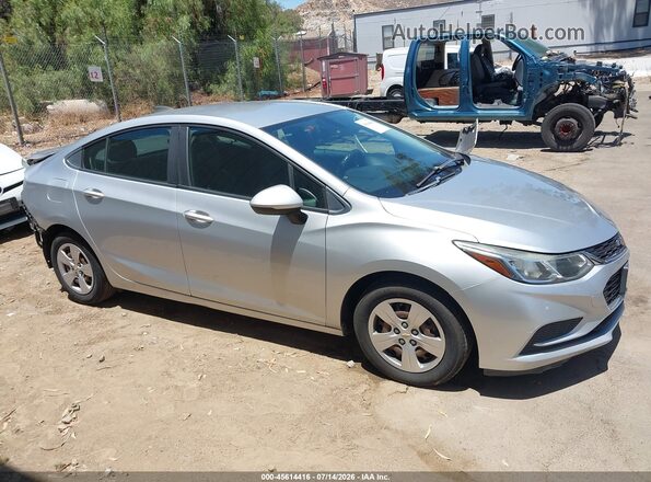1G1BC5SM4J7186690 2018 CHEVROLET CRUZE Silver სალონის 360-გრადუსიანი ხედი