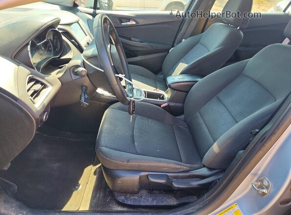 1G1BC5SM4J7230607 2018 CHEVROLET CRUZE Silver Սալոնի դիմացի տեսք