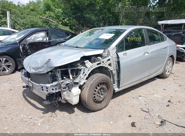 1G1BC5SM5H7213258 2017 CHEVROLET CRUZE Silver Widok z przodu
