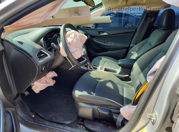 1G1BC5SM6G7238345 2016 CHEVROLET CRUZE Silver Front interior view