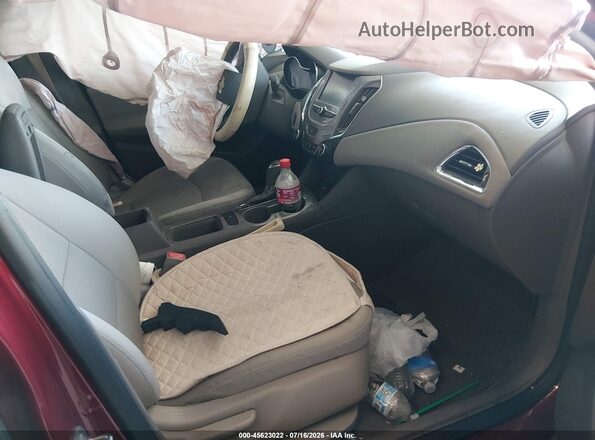 1G1BE5SM2H7201045 2017 CHEVROLET CRUZE Красный Вид салона спереди