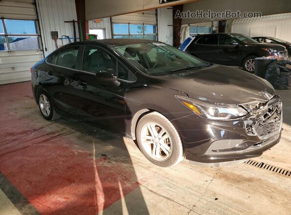 1G1BE5SM2J7169302 2018 CHEVROLET CRUZE Черный Передняя правая четверть