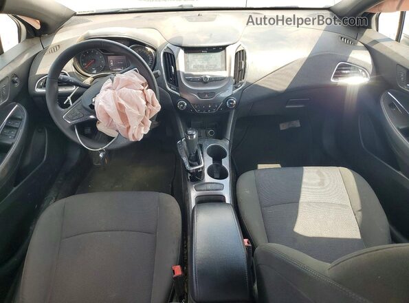 1G1BE5SM2J7203772 2018 CHEVROLET CRUZE White Widok deski rozdzielczej