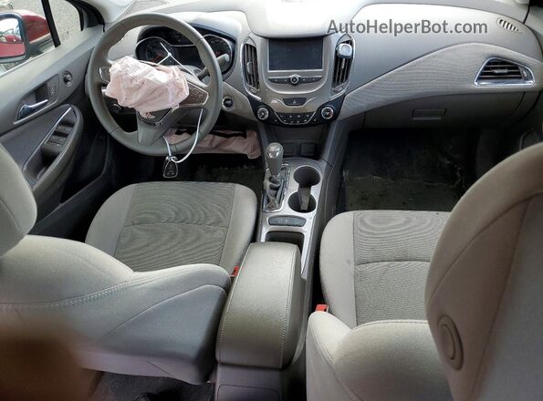1G1BE5SM4J7233078 2018 CHEVROLET CRUZE Red Vista del salpicadero