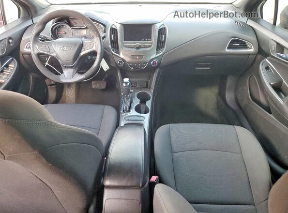 1G1BE5SM6K7104342 2019 CHEVROLET CRUZE Красный Вид панели приборов