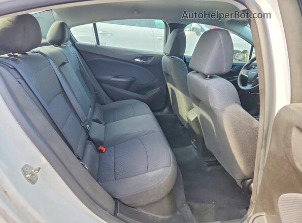 1G1BE5SM6K7124686 2019 CHEVROLET CRUZE White Rear seats view