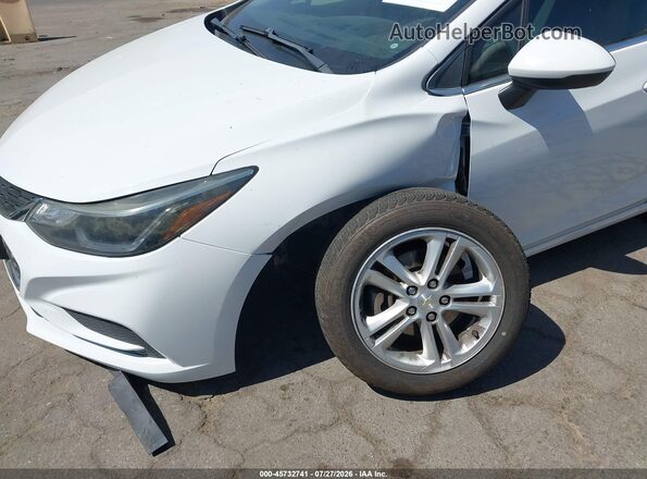 1G1BE5SM7J7165374 2018 CHEVROLET CRUZE White Front view